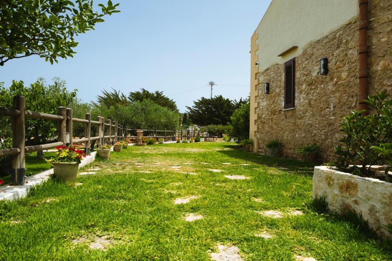 Casale La Macina - Hotel, Scopello Екстер'єр фото